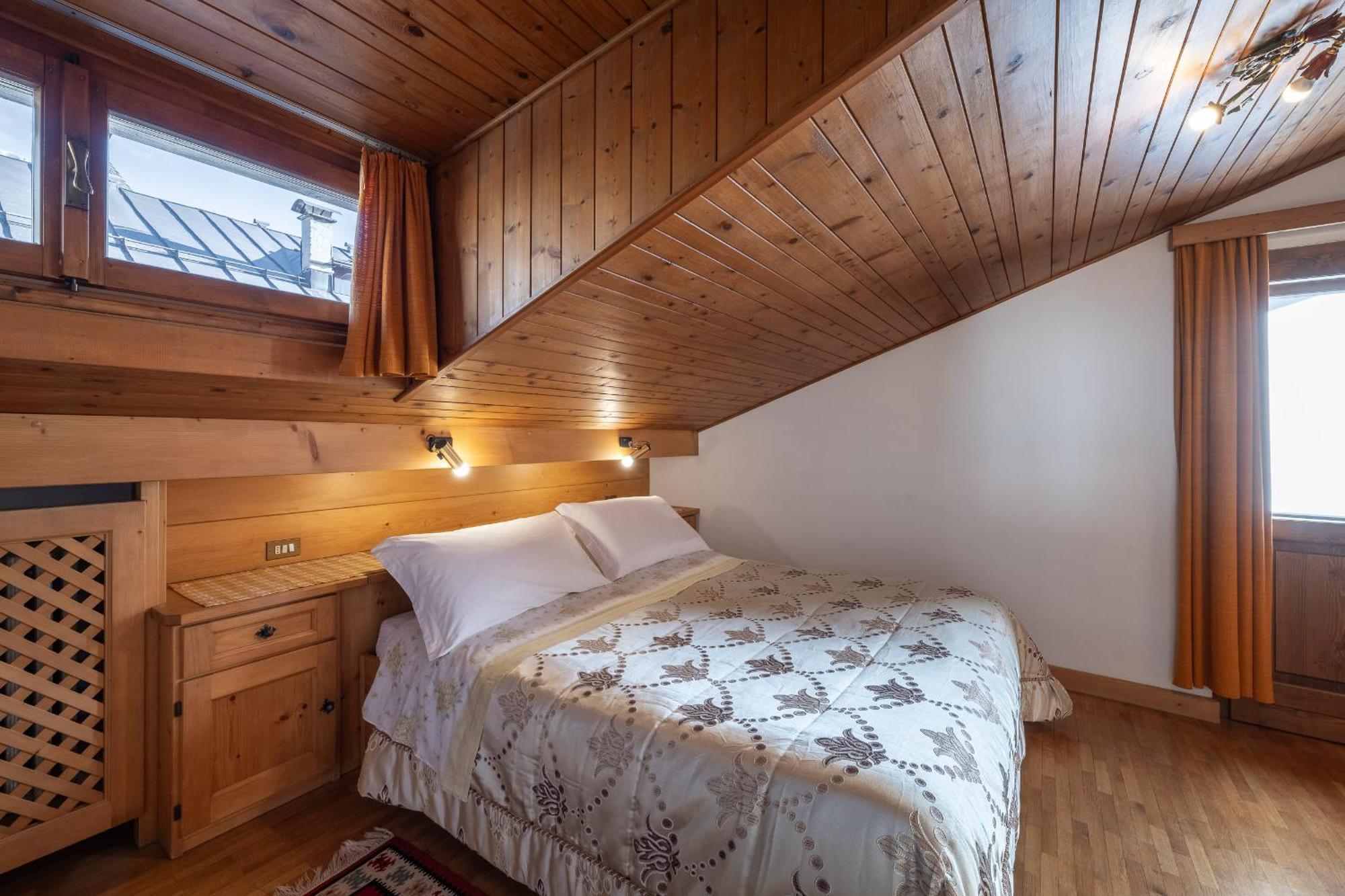 Attico Lodge Cortina d'Ampezzo Exterior foto