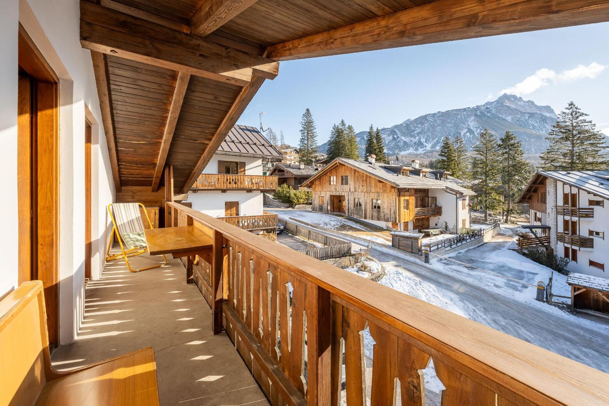 Attico Lodge Cortina d'Ampezzo Exterior foto